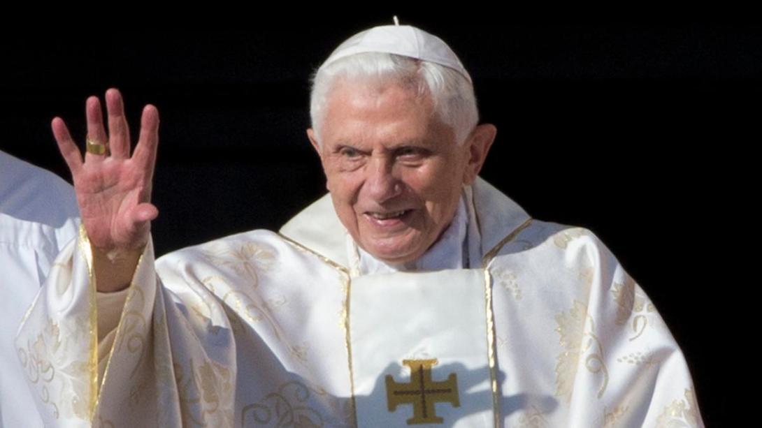 Emeritierter Papst Benedikt XVI. ist im Alter von 95 Jahren in seiner Residenz im Vatikan gestorben