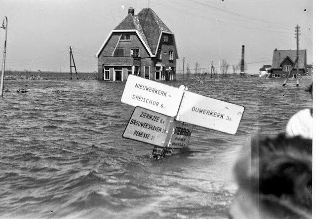 Zuschauer beim Untergang der Welt: Nordseesturmflut vor 70 Jahren trifft Niederlande und Großbritannien