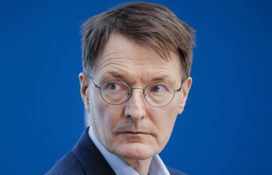 Streit um die Corona-Politik von Bundesgesundheitsminister Lauterbach eskaliert Streit um die Corona-Politik von Bundesgesundheitsminister Lauterbach eskaliert