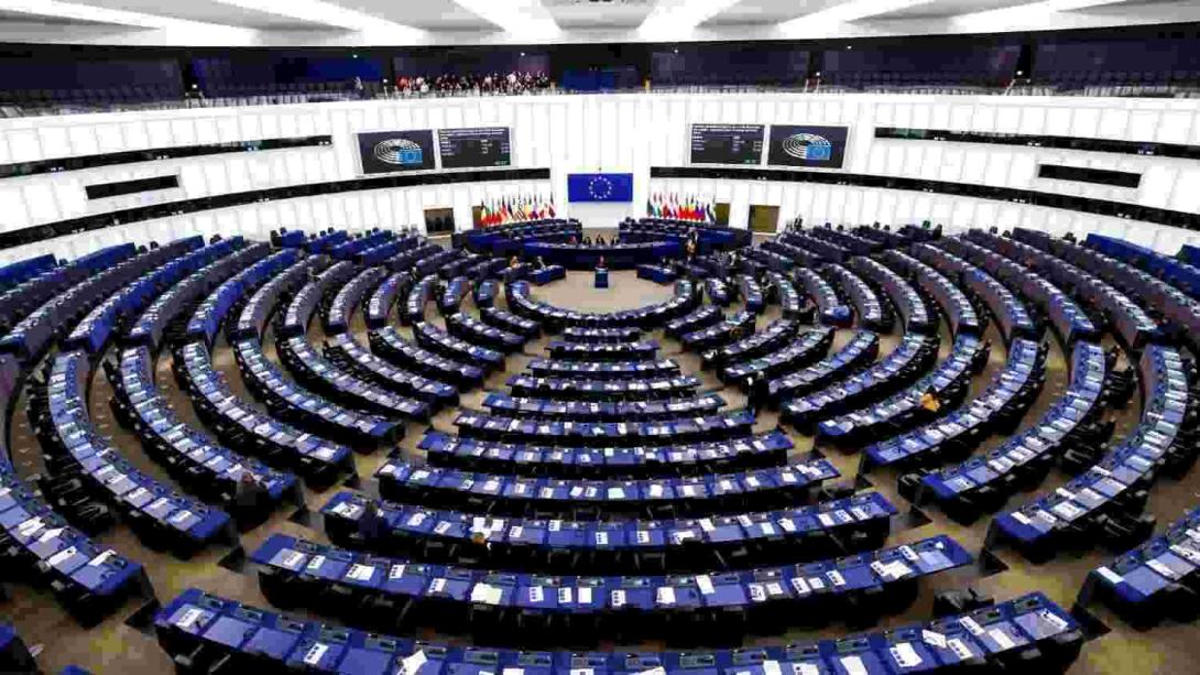 Kritik von Antikorruptionsorganisation: Zahlreiche EU-Politiker verstoßen gegen Offenlegungspflichten