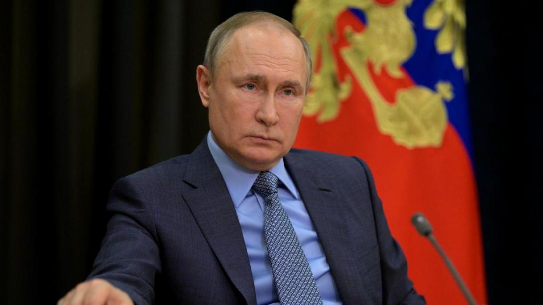 Kreml-Chef Putin hält Beteiligung ukrainischer Aktivisten an Nord-Stream-Sabotage für "totalen Unsinn"