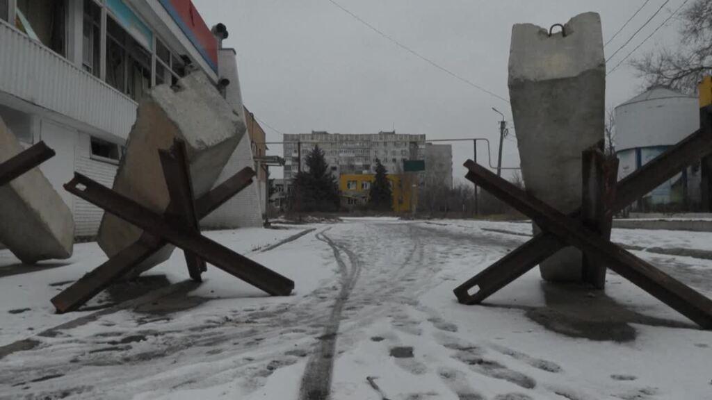 Umzingelt und unterlegen bereiten sich die ukrainischen Panzerbesatzungen auf die Schlacht von Bachmut vor