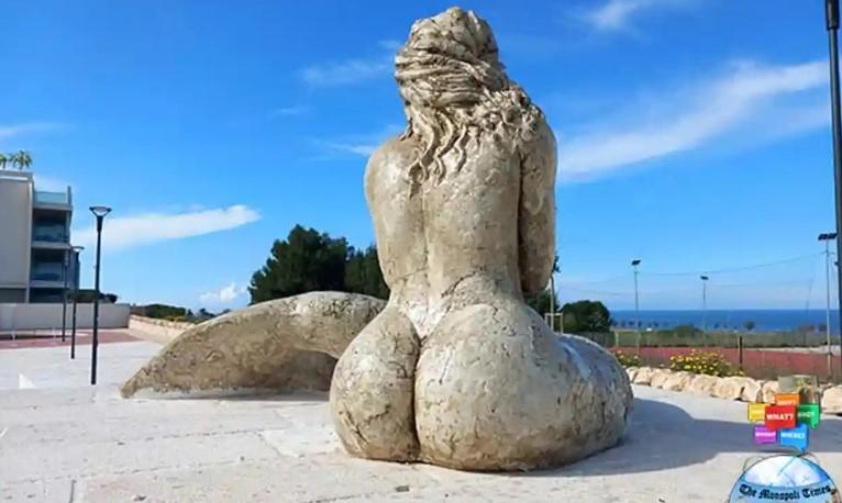 "Zu provozierend": Meerjungfrauen-Statue sorgt in Süditalien für Aufsehen