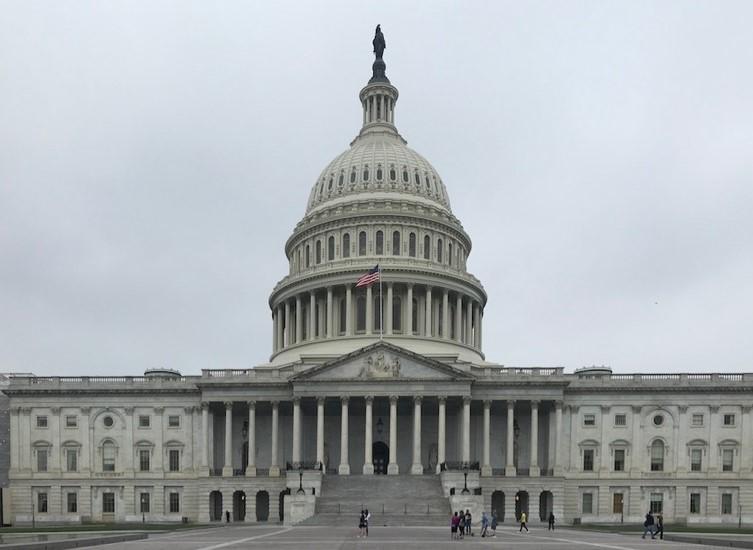 Ukraine drängt den US-Kongress die russische Invasion zum Völkermord zu erklären