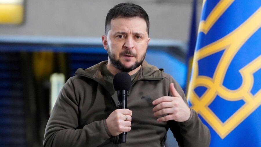 Präsident Selenskyj meldet vor erwarteten Gegenoffensive Kiews den Aufbau neuer Militäreinheiten