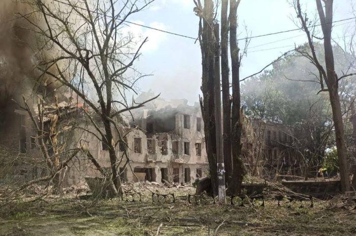 WHO: Mehr als 900 Angriffe auf das Gesundheitswesen in der Ukraine seit Beginn der russischen Invasion