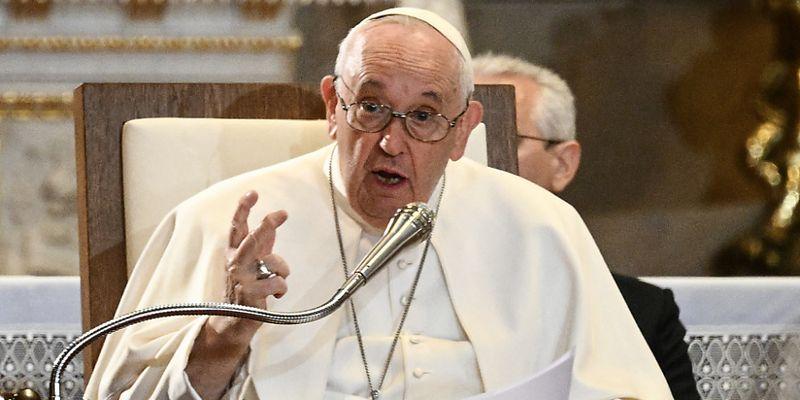 Papst Franziskus fordert Italiener auf mehr Kinder zu bekommen statt Haustiere zu halten