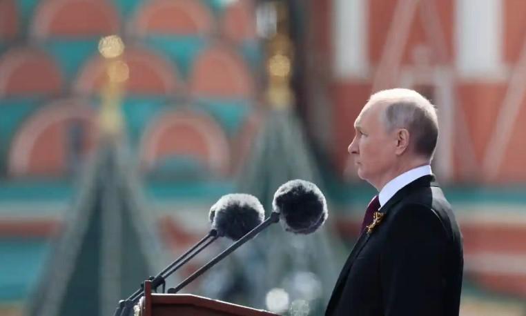Immerhin noch verbündete Ex-Sowjetstaaten nahmen kurzfristig an großer Militärparade in Moskau teil