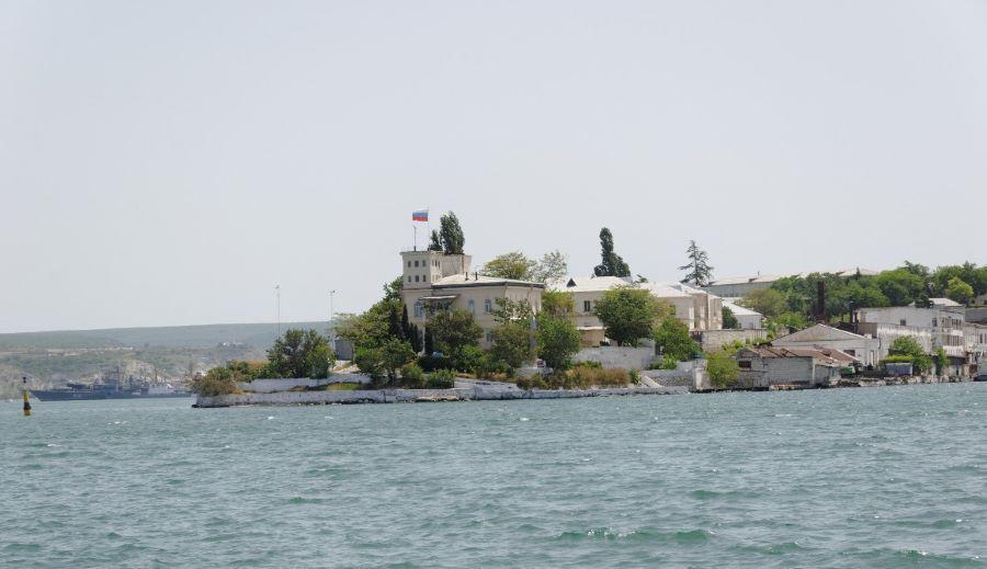 Russische Verteidigungskräfte in Sewastopol wehren Drohnenangriffe aus der Ukraine ab