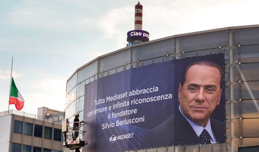 Italien trauert und fragt sich wer Berlusconis Nachfolger wird Italien trauert und fragt sich wer Berlusconis Nachfolger wird