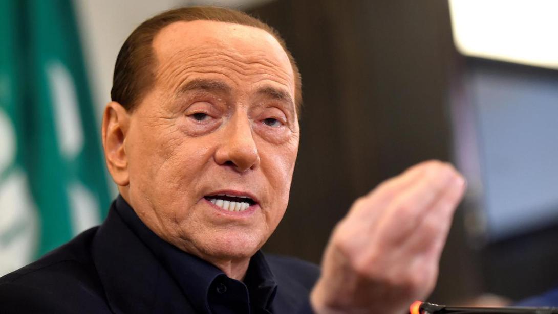 Silvio Berlusconi hat den Rechtspopulismus perfektionierten und Donald Trump ist immer noch hier