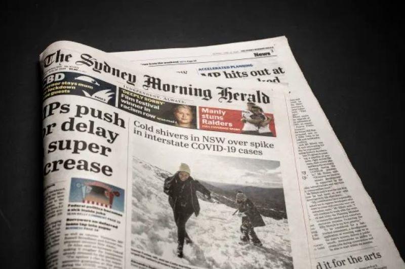 Zeitungen arbeiten ihre teils düstere Geschichte ihrer Berichterstattung auf