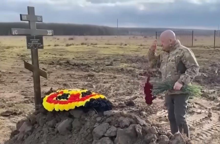 Wagner-Chef sieht den Kriegsdienst in der Ukraine als großes Resozialisierungsprogramm für angeworbenen Straftätern Wagner-Chef sieht den Kriegsdienst in der Ukraine als großes Resozialisierungsprogramm für angeworbenen Straftätern