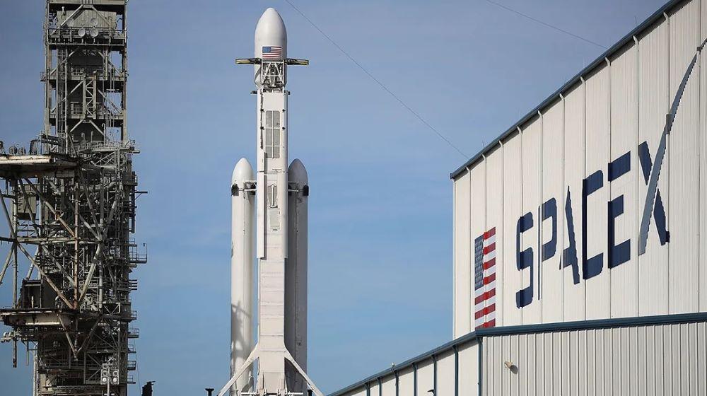 Vier Astronauten starteten an Bord einer SpaceX-Rakete