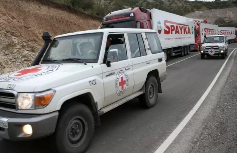 Erste Hilfslieferung des Internationalen Roten Kreuzes erreicht Berg-Karabach