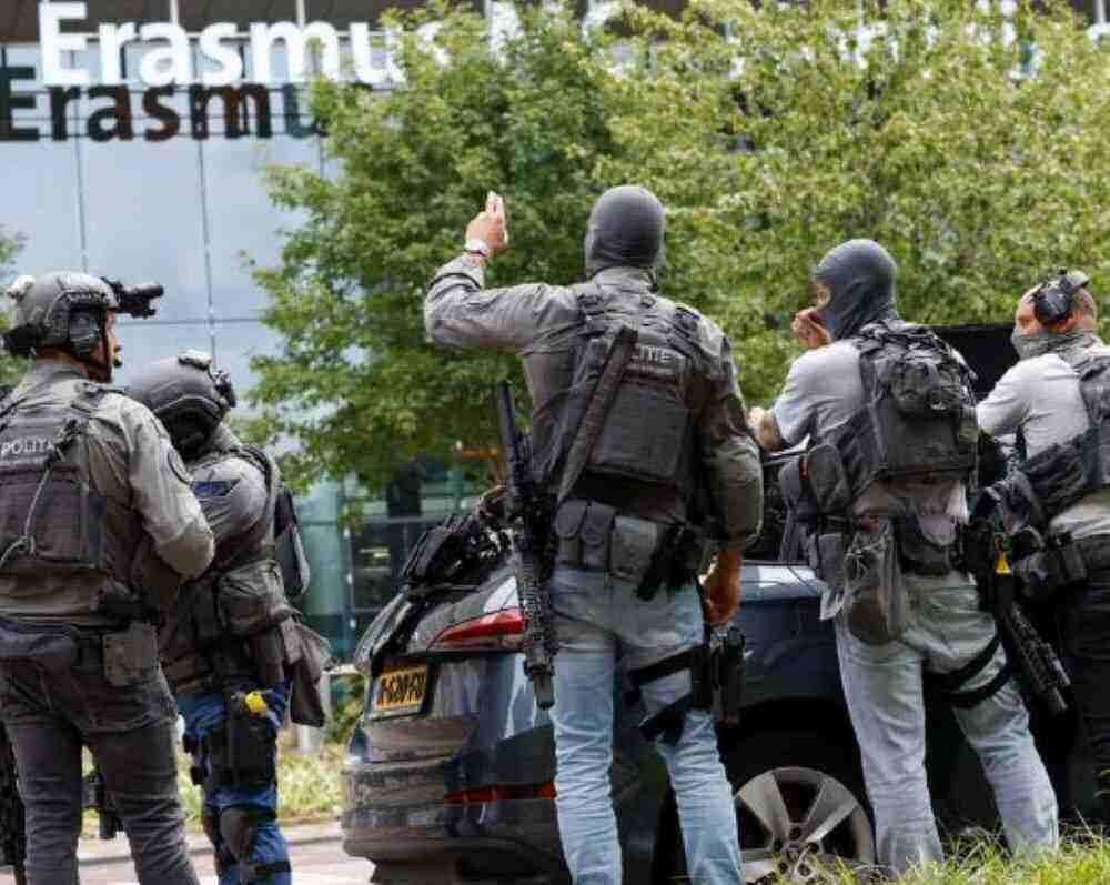 Berichten zufolge wurde das Rotterdamer Krankenhaus vor einem "psychotischen" Schützen gewarnt