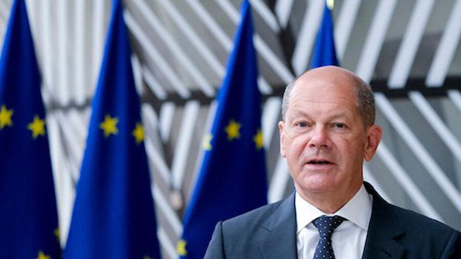 Deutsche Flüchtlingspolitik in der EU: Der Kanzler macht eine Ansage Deutsche Flüchtlingspolitik in der EU: Der Kanzler macht eine Ansage
