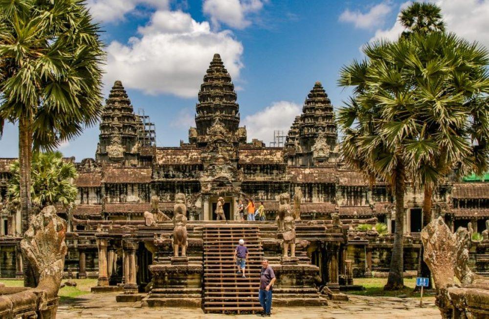 Das Tor zum UNESCO-Weltkulturerbe Angkor - Kambodschas neuester und größter Flughafen eröffnet