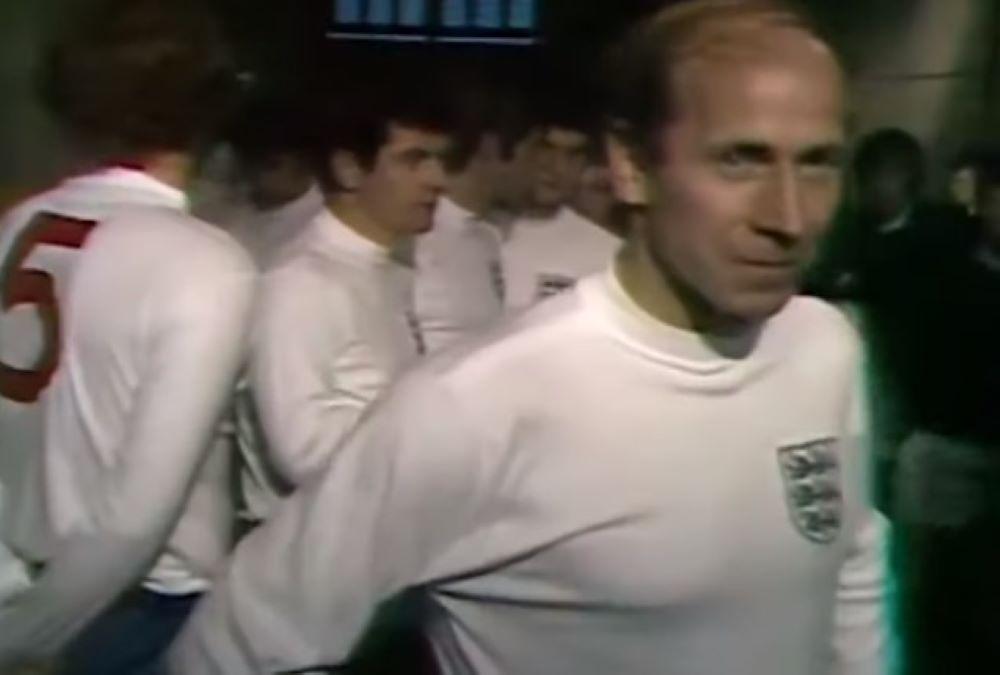 Sir Bobby Charlton - Ikone der englischen Fußball-Nationalmannschaft