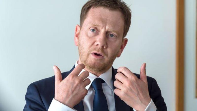 "Eindeutig zu viel" - Sachsens Ministerpräsident Kretschmer fordert Reduzierung der Flüchtlinge "Eindeutig zu viel" - Sachsens Ministerpräsident Kretschmer fordert Reduzierung der Flüchtlinge