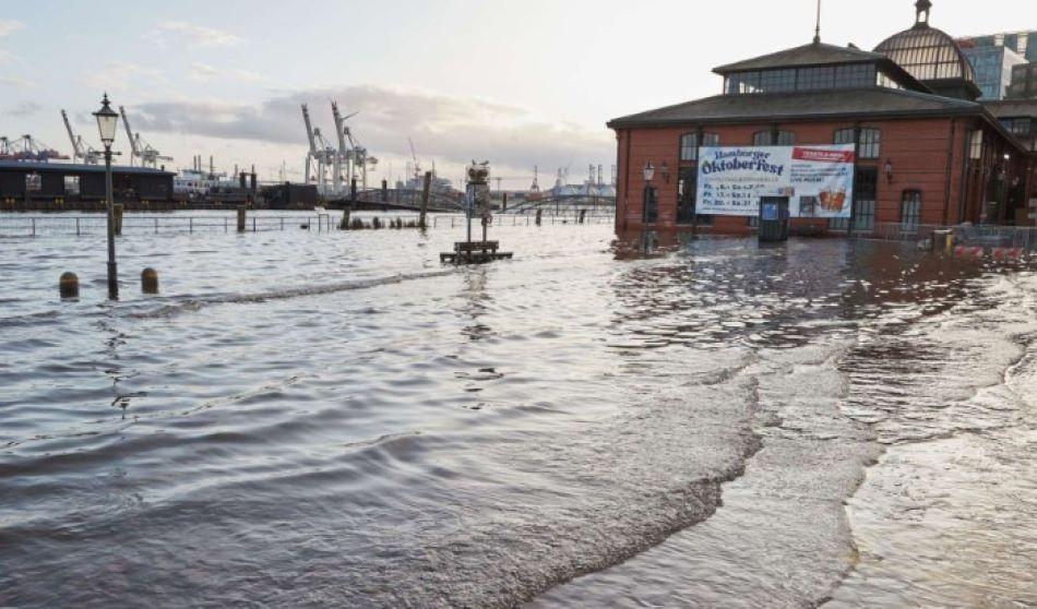 Die Sturmflut an der Ostsee soll heute Abend ihren Höhepunkt erreichen