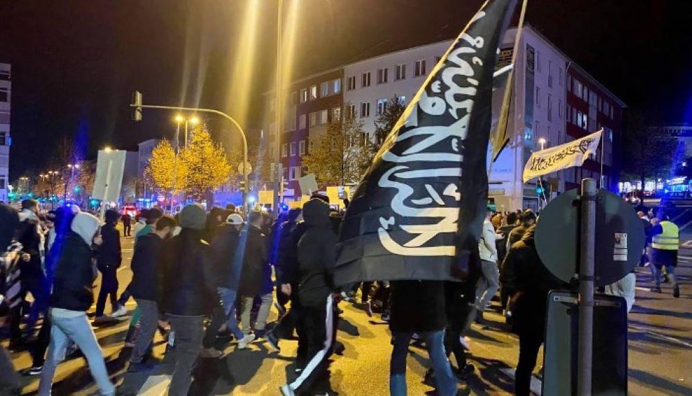 Verdacht auf Volksverhetzung: Polizei ermittelt nach Demonstration in Essen