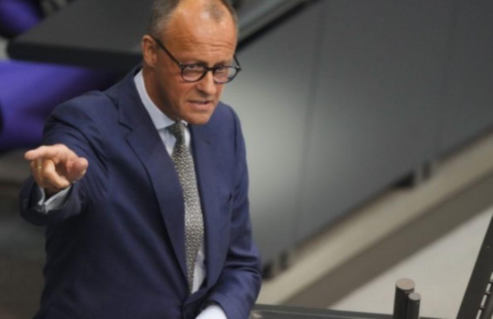 CDU-Parteivorsitzende Friedrich Merz fordert Kürzungen