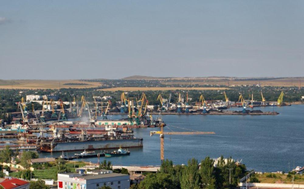 Sergej Aksjonow, der von Russland eingesetzte Chef der Krim, sagte, es habe bei dem Angriff am Samstag auf die Werft in Kertsch auf der Krim keine Opfer gegeben Nach Angaben Russlands wurde ein Kriegsschiff nach ukrainischem Angriff auf die Krim beschädigt