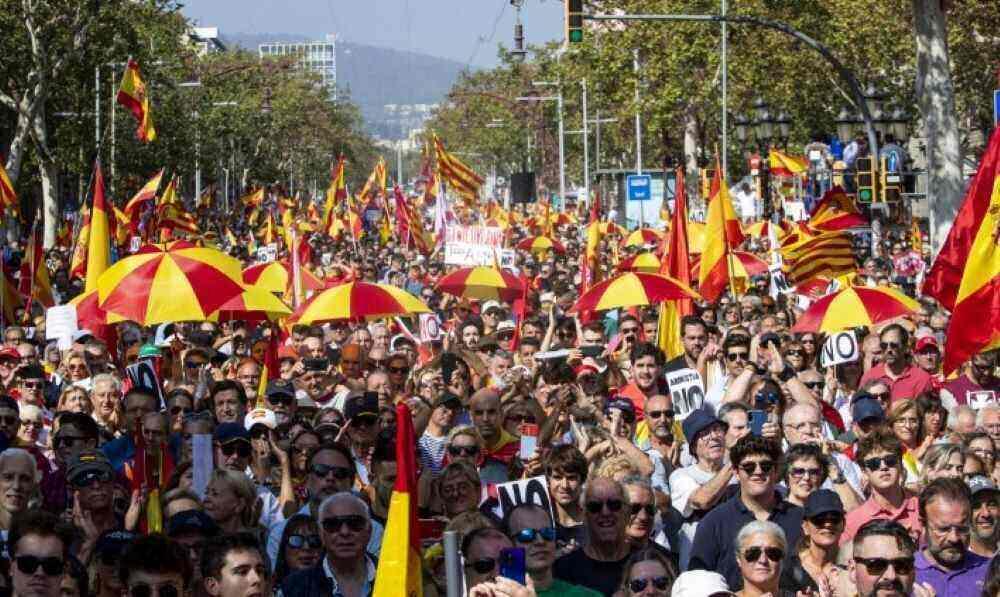 Demonstrationen in Spanien gegen Amnestie für Katalanen