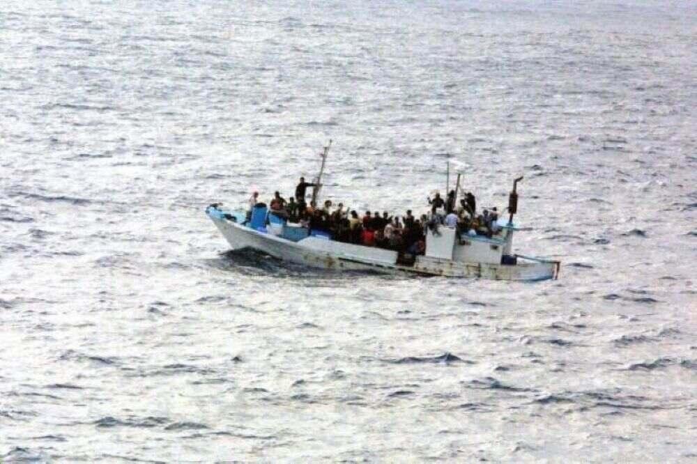 Migranten-Boot sinkt vor Lampedusa - Zweijähriges Mädchen stirbt und acht Personen werden vermisst