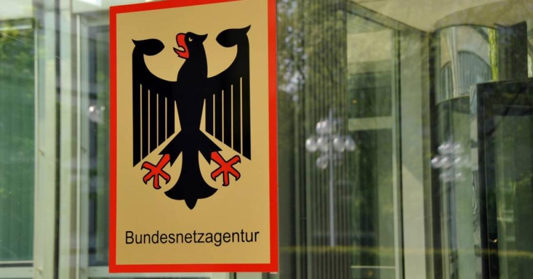 Die Bundesnetzagentur hat eigenen Angaben zufolge bereits zahlreiche Smartwatchmodelle getestet und ist gegen den Vertrieb vorgegangen. In manchen Fällen die Smartwatches durch Deaktivierung der Abhörfunktion rechtskonform umgerüstet werden Bundesnetzagentur rät zu Vorsicht beim Kauf von smarten Weihnachtsgeschenken