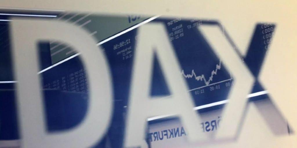 Zwei deutsche Unternehmen haben es in diesem Jahr auf die Liste der 100 teuersten börsennotierten Unternehmen der Welt geschafft: der Softwarekonzern SAP und der Industriekonzern Siemens. Zwei deutsche Unternehmen unter Top 100 der wertvollsten Konzerne der Welt