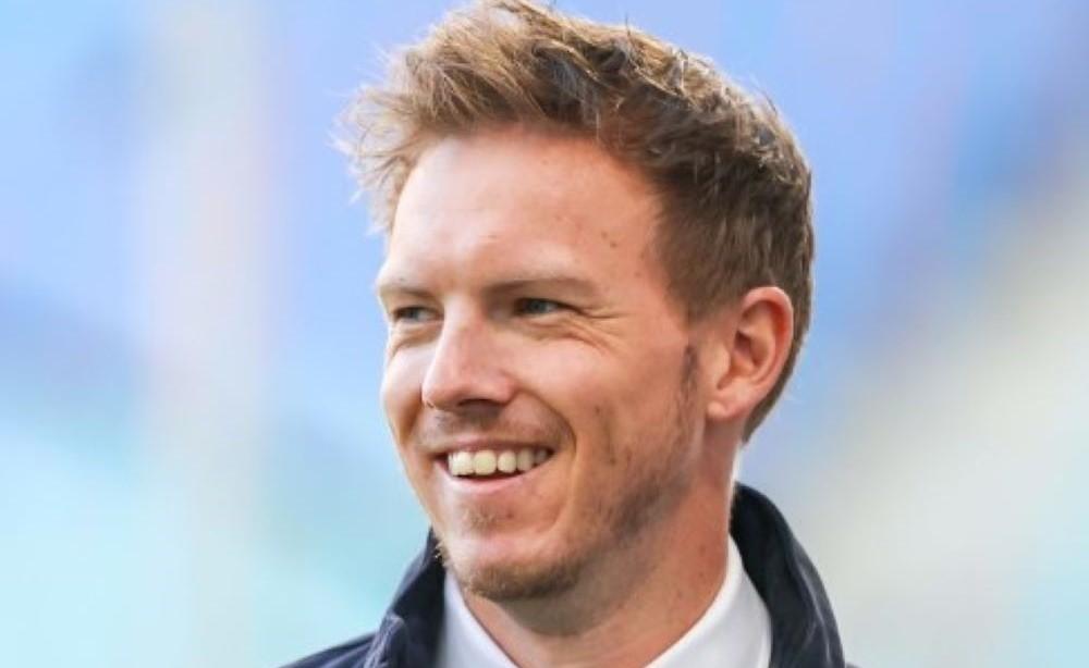 Trotz absolutemn Schneechaos schaffte es Bundestrainer Julian Nagelsmann pünktlich bei der EM-Auslosung zu sein