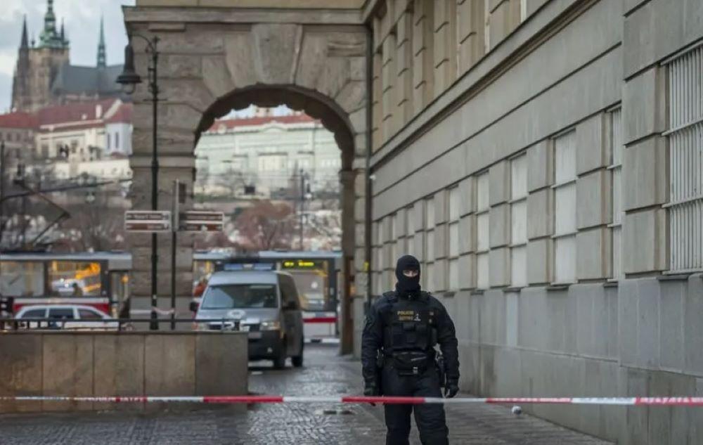 Polizei nimmt mutmaßlichen Nachahmer der Schießerei von Donnerstag festfest