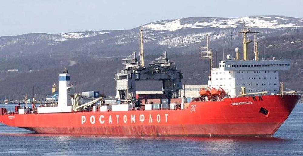 Feuer auf Russlands einzigem noch in Betriebe befindlichem Atomfrachter: Nach Angaben der Behörden war am Wochenende ein Brand ausgebrochen, als das Schiff im Hafen von Murmansk lag. Notlage der "Sewmorput": Einziger russischer Atomfrachter brennt
