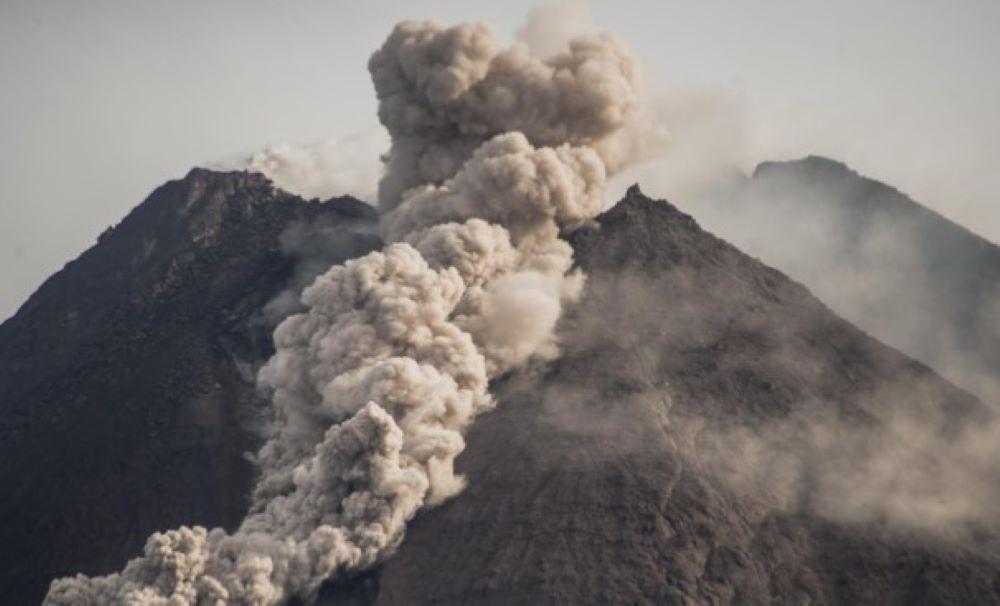 Mindestens elf Wanderer bei Vulkanausbruch in Indonesien ums Leben gekommen