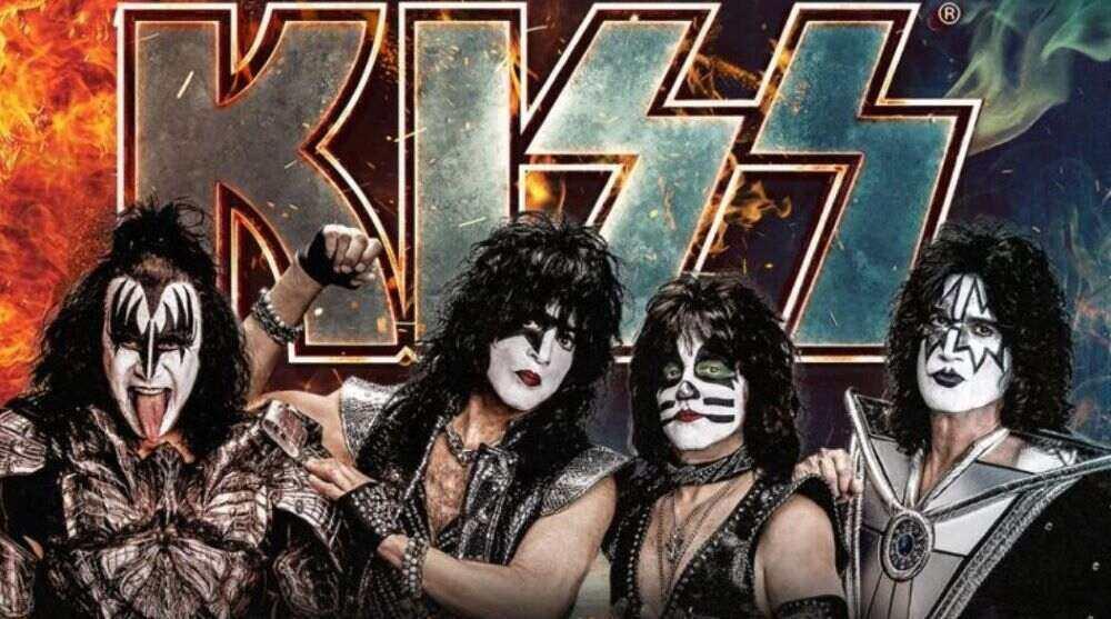 Paul Stanley (zweiter von links) sagt, dass die Tour Musik aus allen Jahrzehnten beinhalten wird.