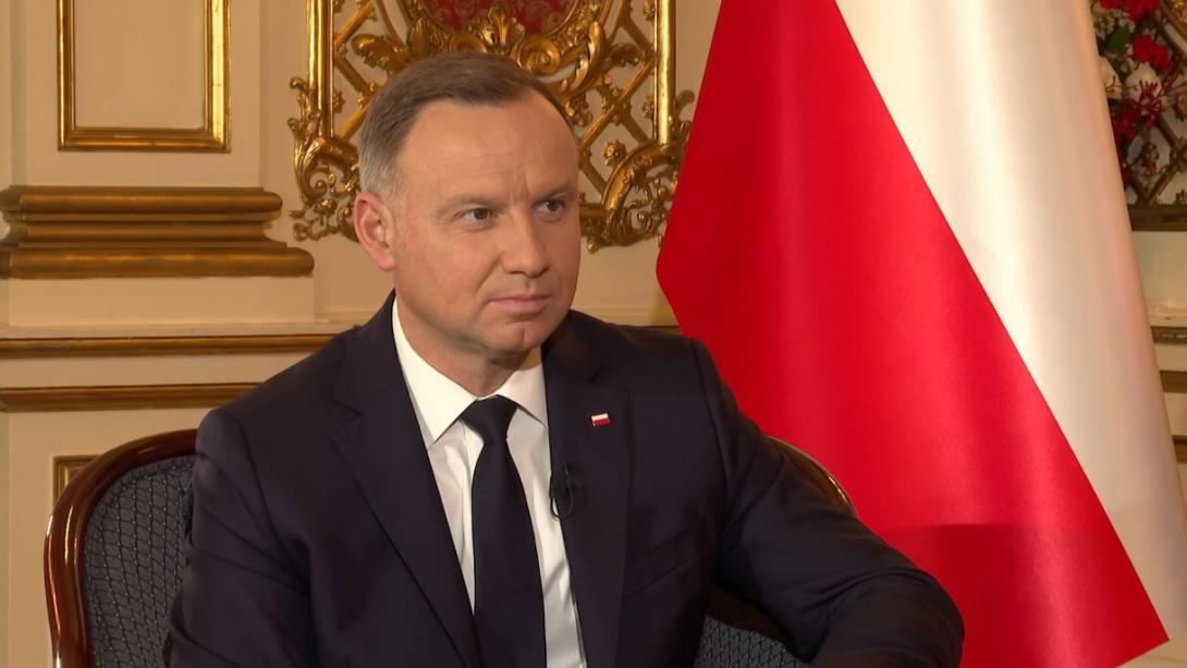 Statt ihre Haftstrafe anzutreten hielten sich die Abgeordneten bei Polens Staatsoberhaupt Andrzej Duda auf