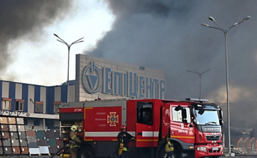 Tödlicher Angriff auf Baumarkt in Charkiw und weitere Bombardements/TOLI