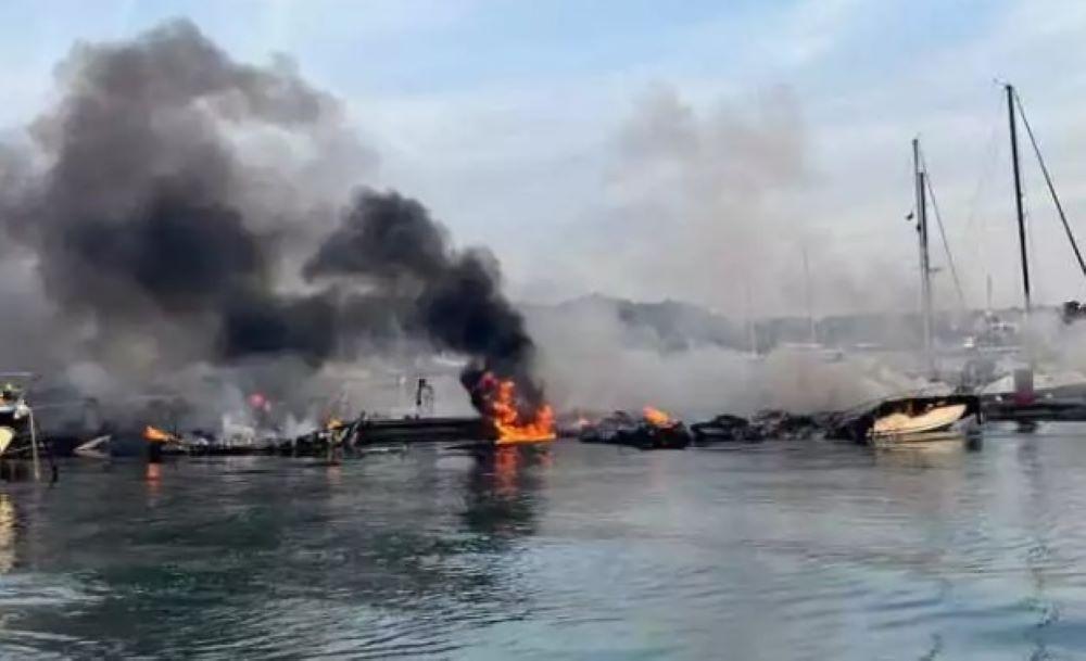 Brand im Yachthafen von Medulin: 22 Boote zerstört, aber keine Verletzten